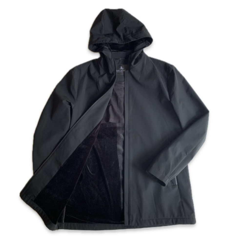 NWOT Premium Hooded Raincoat with Water-Resistant Fabric Men’s M